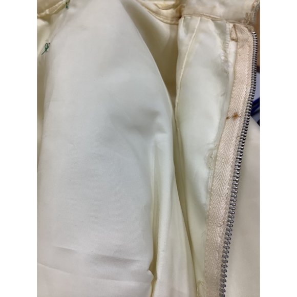 1970s Bridgerton Inspired Ivory and Floral Sleeveless Dress - Picture 9 of 16